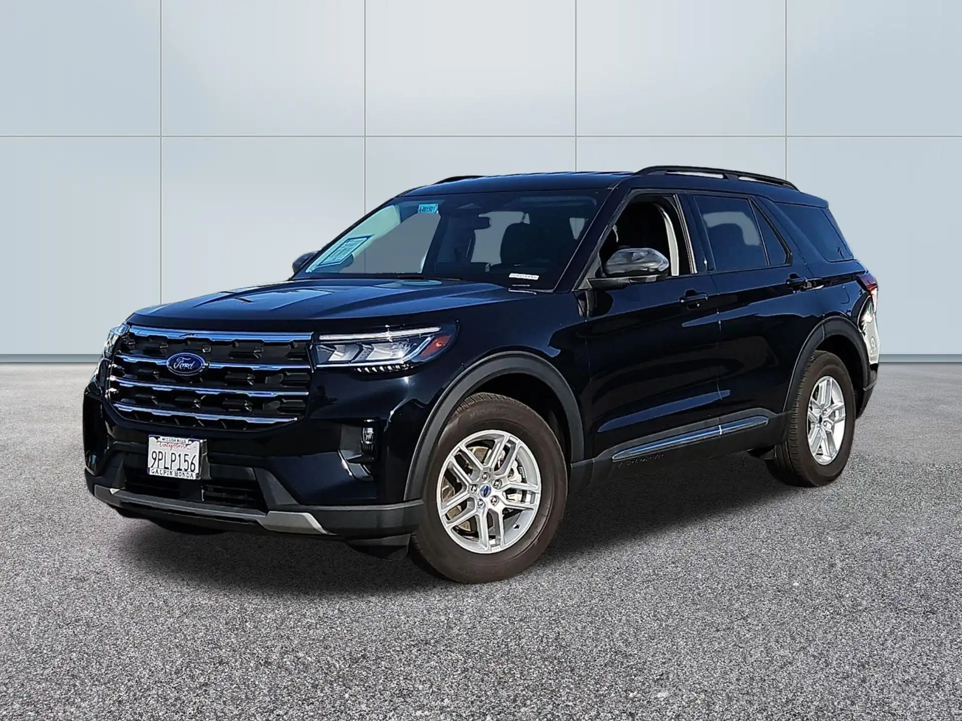 2025 Ford Explorer Active RWD PL535's photo