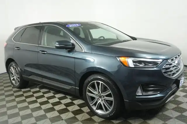 2023 Ford Edge Titanium AWD's photo