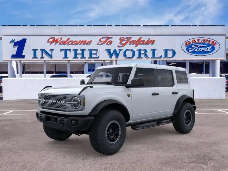 2026 Ford Bronco Badlands 4WD's photo