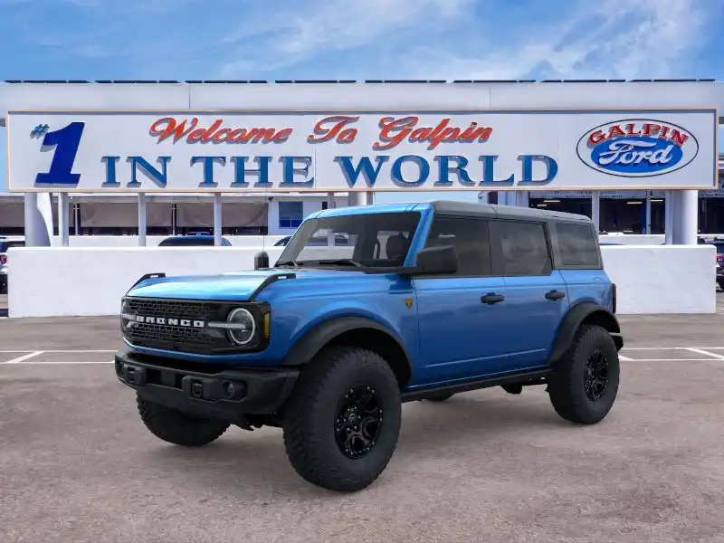 2026 Ford Bronco Badlands 4WD's photo