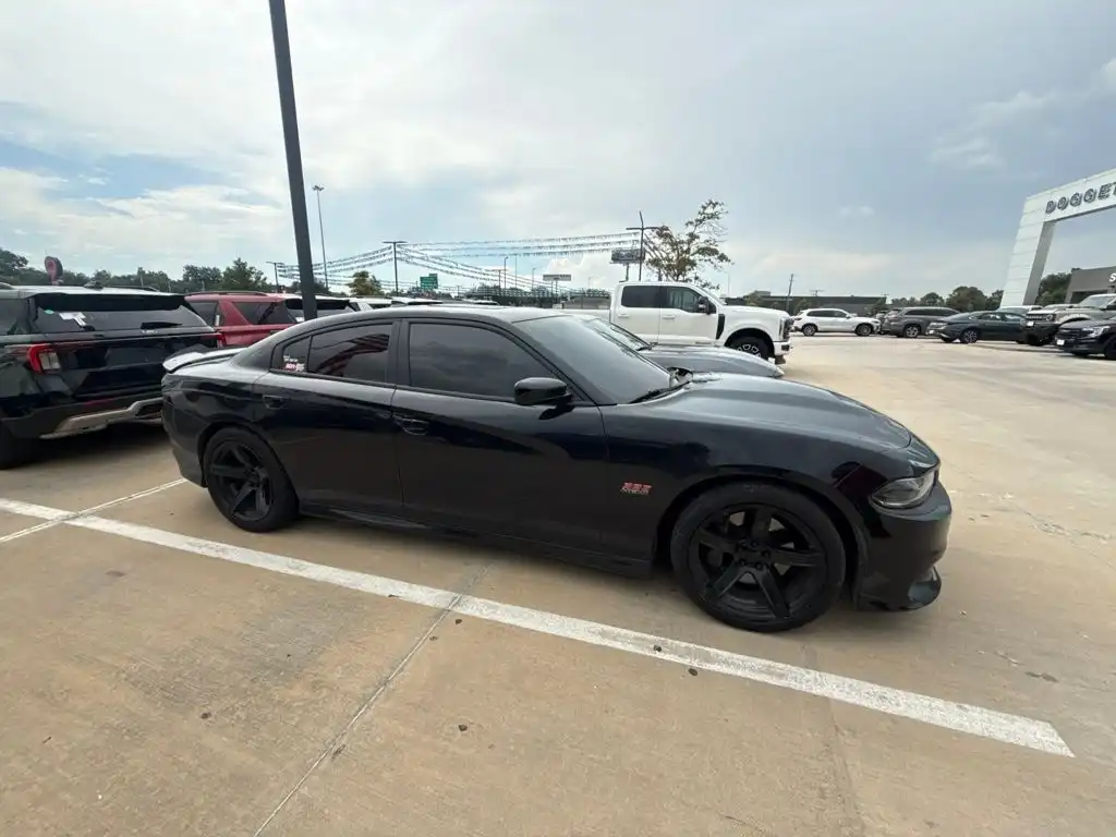2021 Dodge Charger Scat Pack's photo