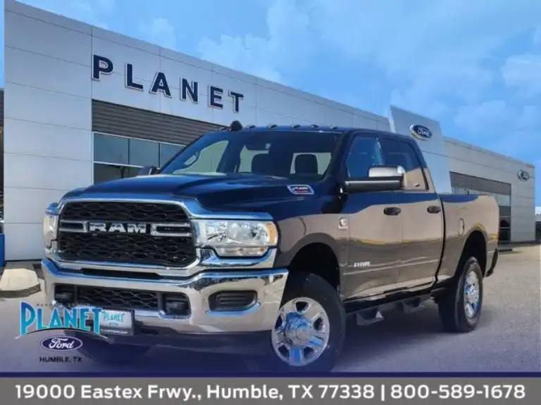 2022 RAM 2500 Tradesman 4WD Crew Cab SWB's photo