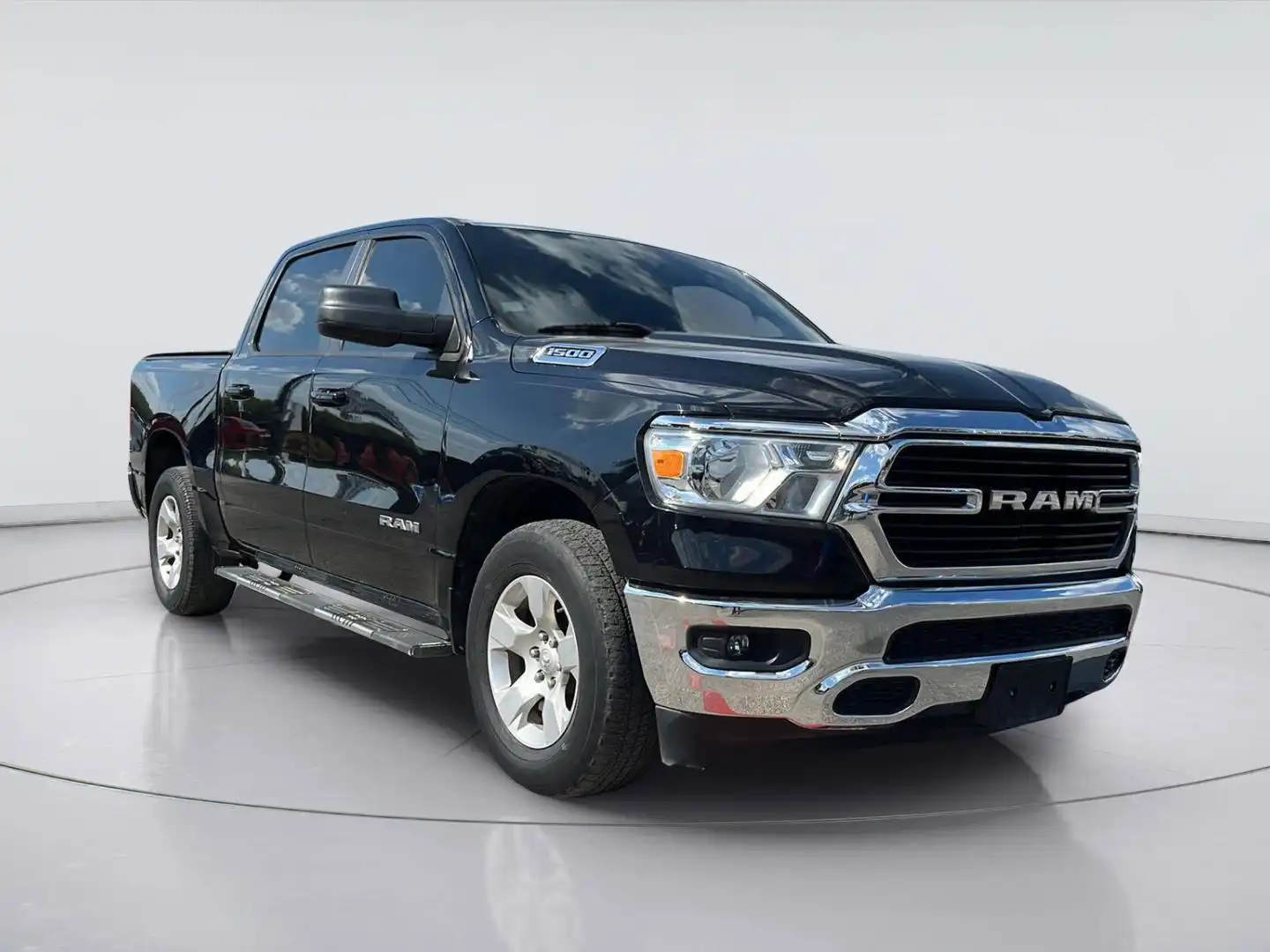 2021 RAM 1500 Big Horn/Lone Star Crew Cab 5'7's photo