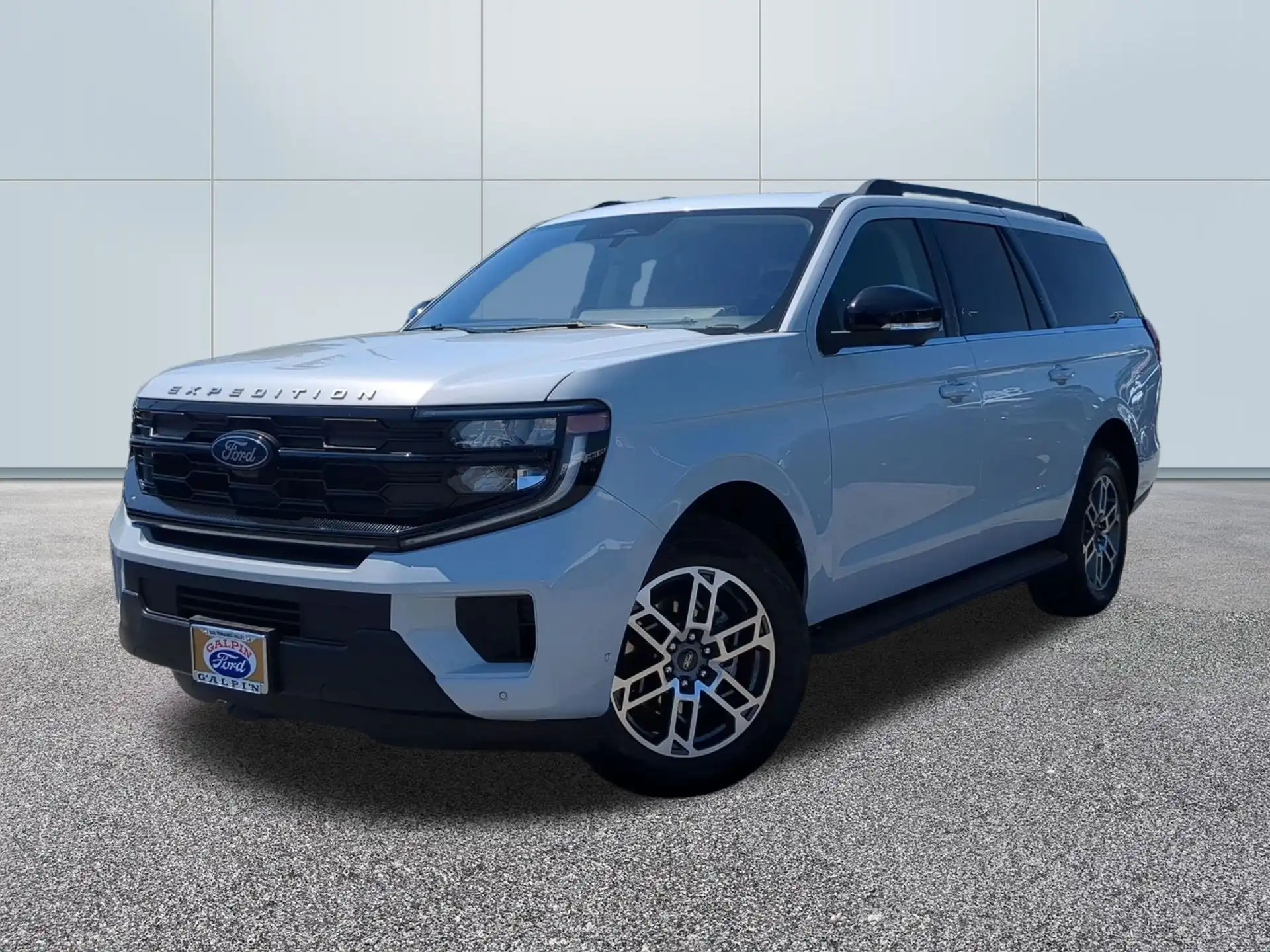 2025 Ford Expedition Active 4WD MAX's photo