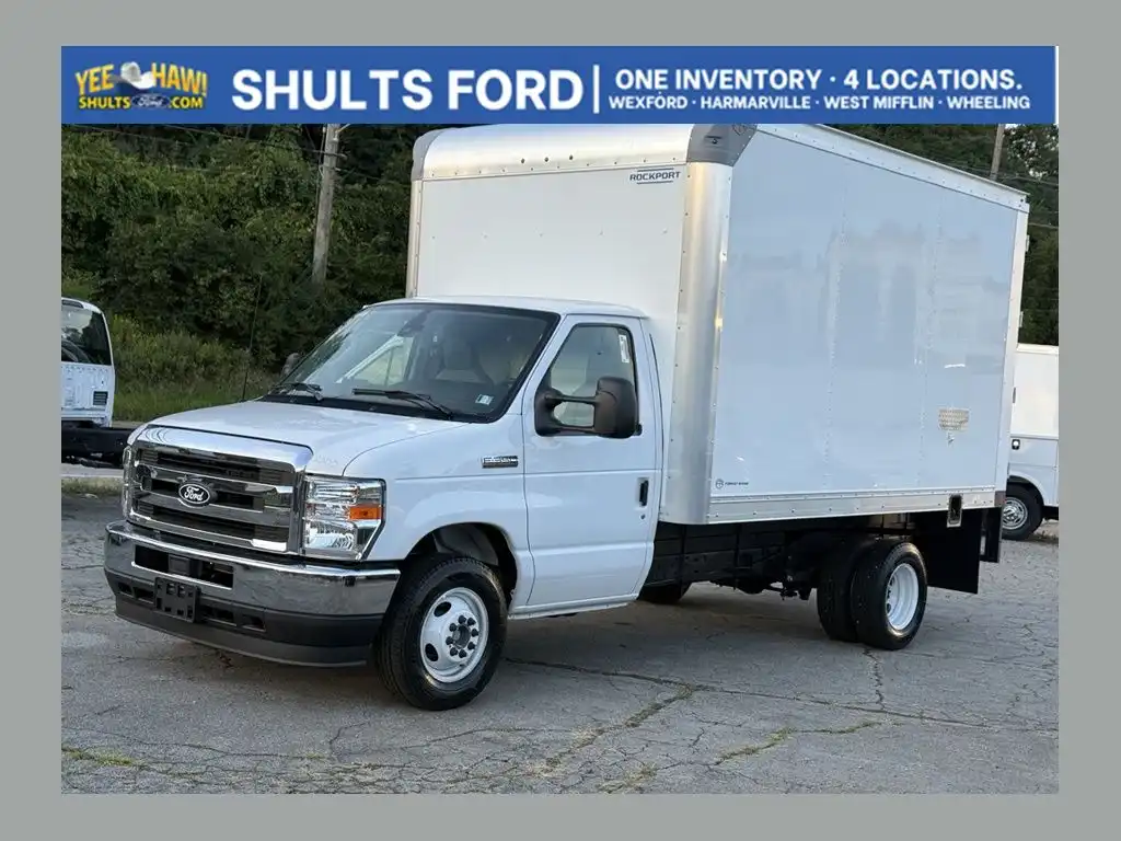2027 Ford E-Series DRW E-350 Super Duty 158 in WB's photo