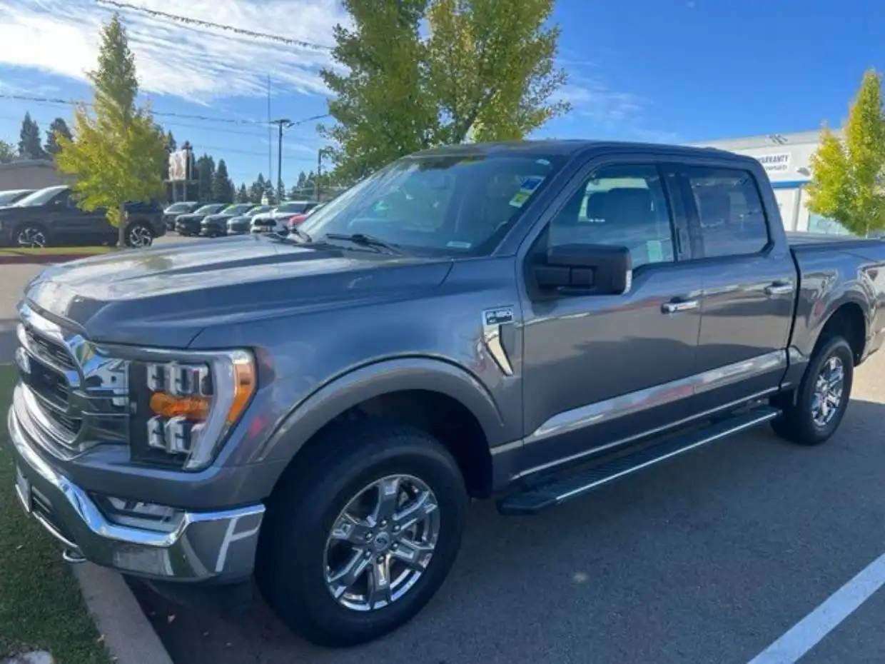2021 Ford F-150 XLT 4WD SuperCrew 5-1/2' Box's photo