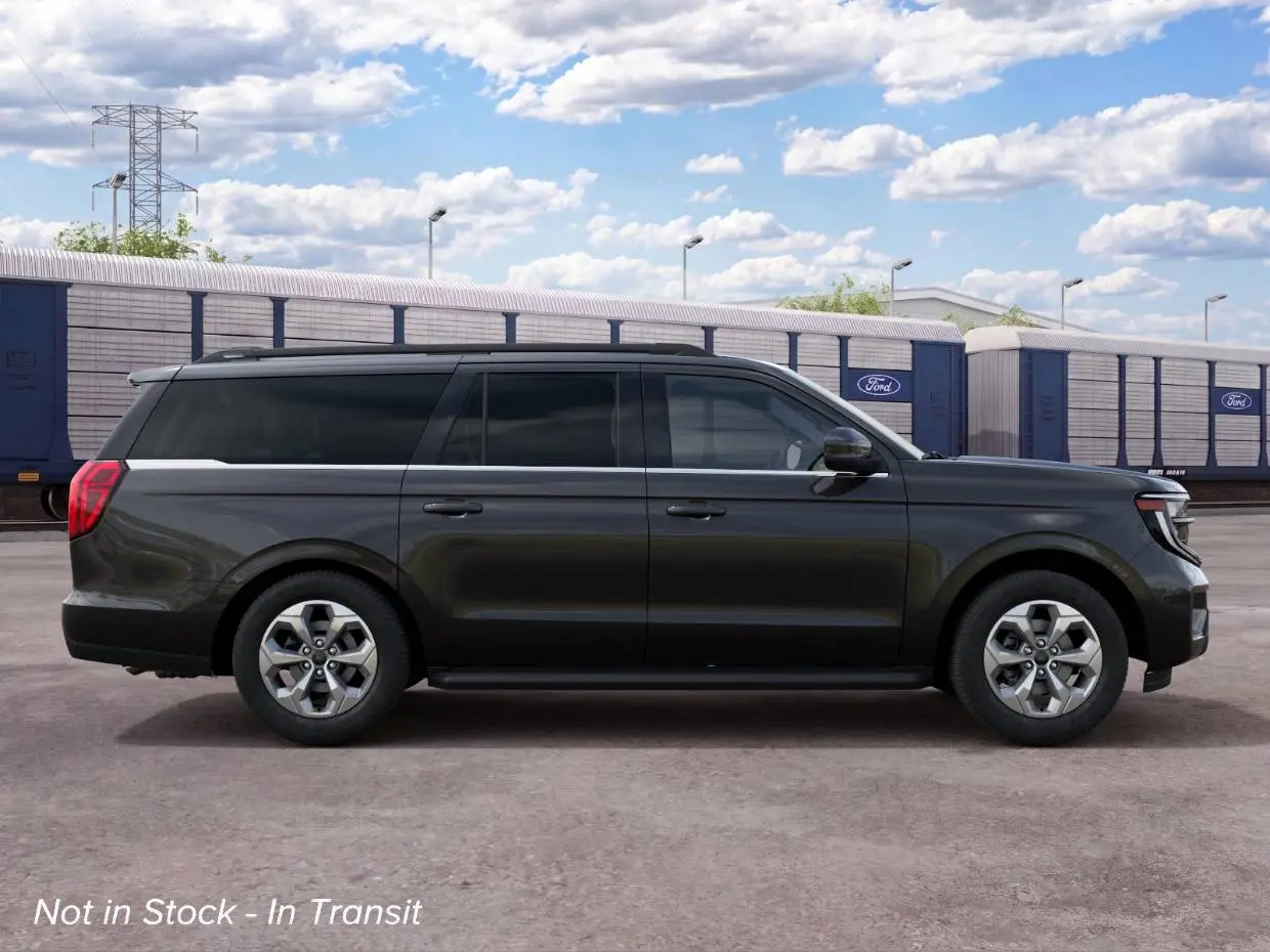 2027 Ford Expedition Active 4WD MAX photo 5