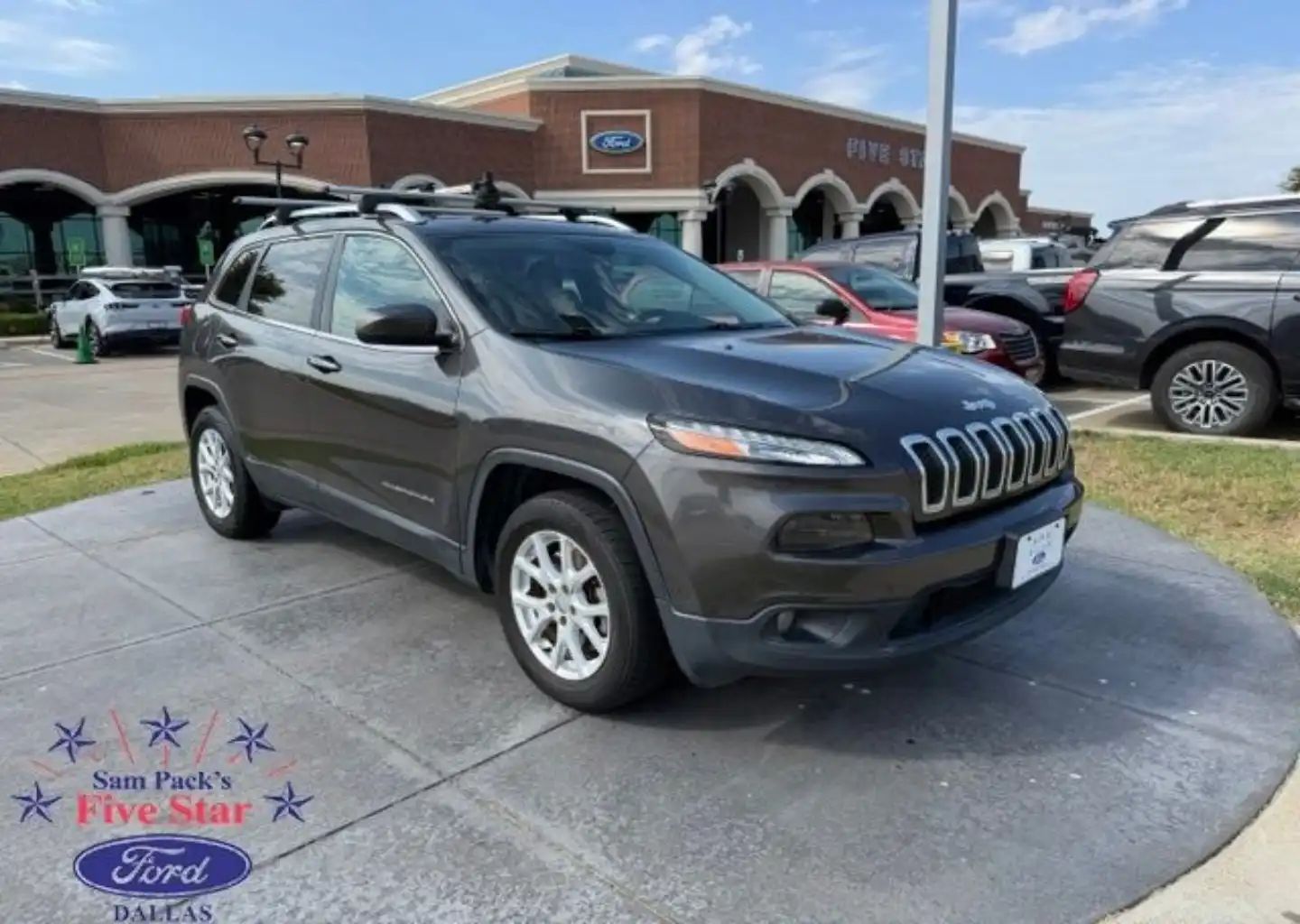 2017 Jeep Cherokee Latitude 4WD's photo