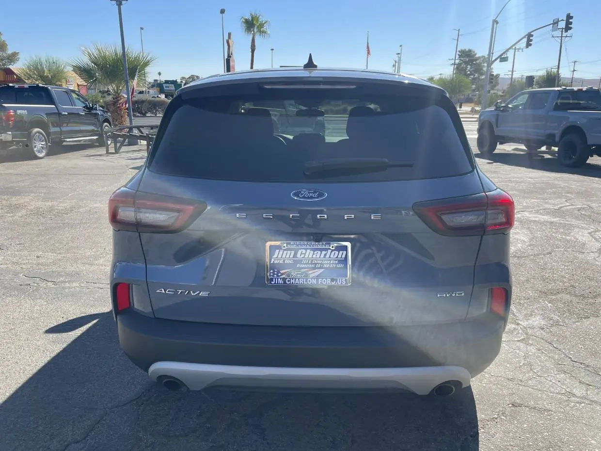 2024 Ford Escape Active AWD photo 5