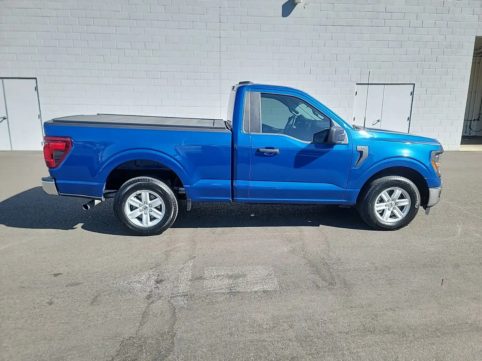2024 Ford F-150 XL Regular Cab 6-1/2' Box's photo