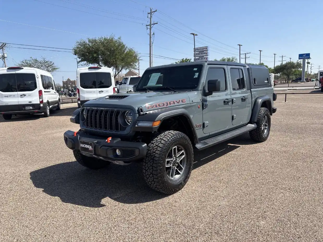 2025 Jeep Gladiator Mojave Auto's photo