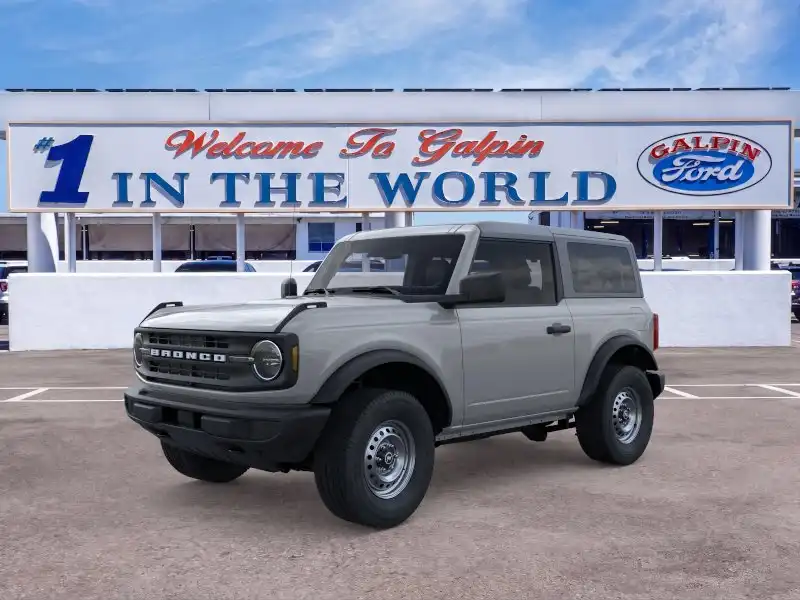 2026 Ford Bronco Base 4WD's photo