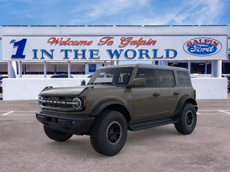 2026 Ford Bronco Outer Banks 4WD's photo