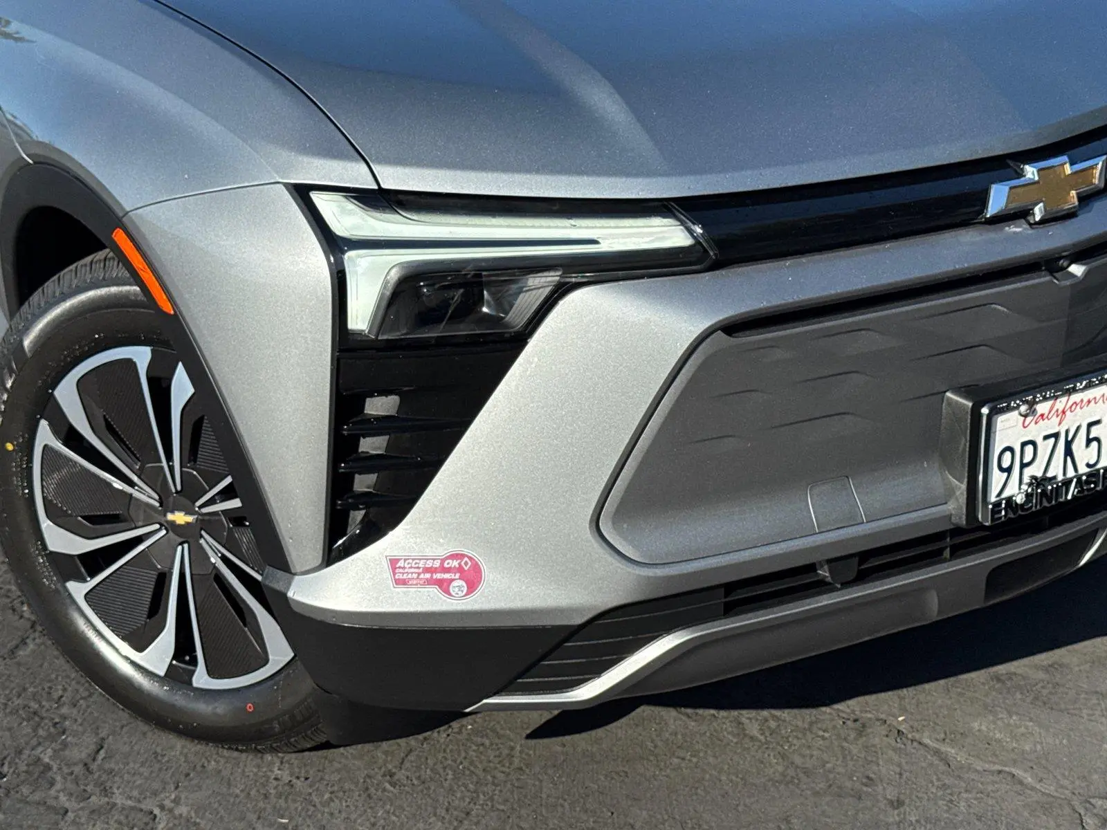 2024 Chevrolet Blazer EV LT AWD photo 3