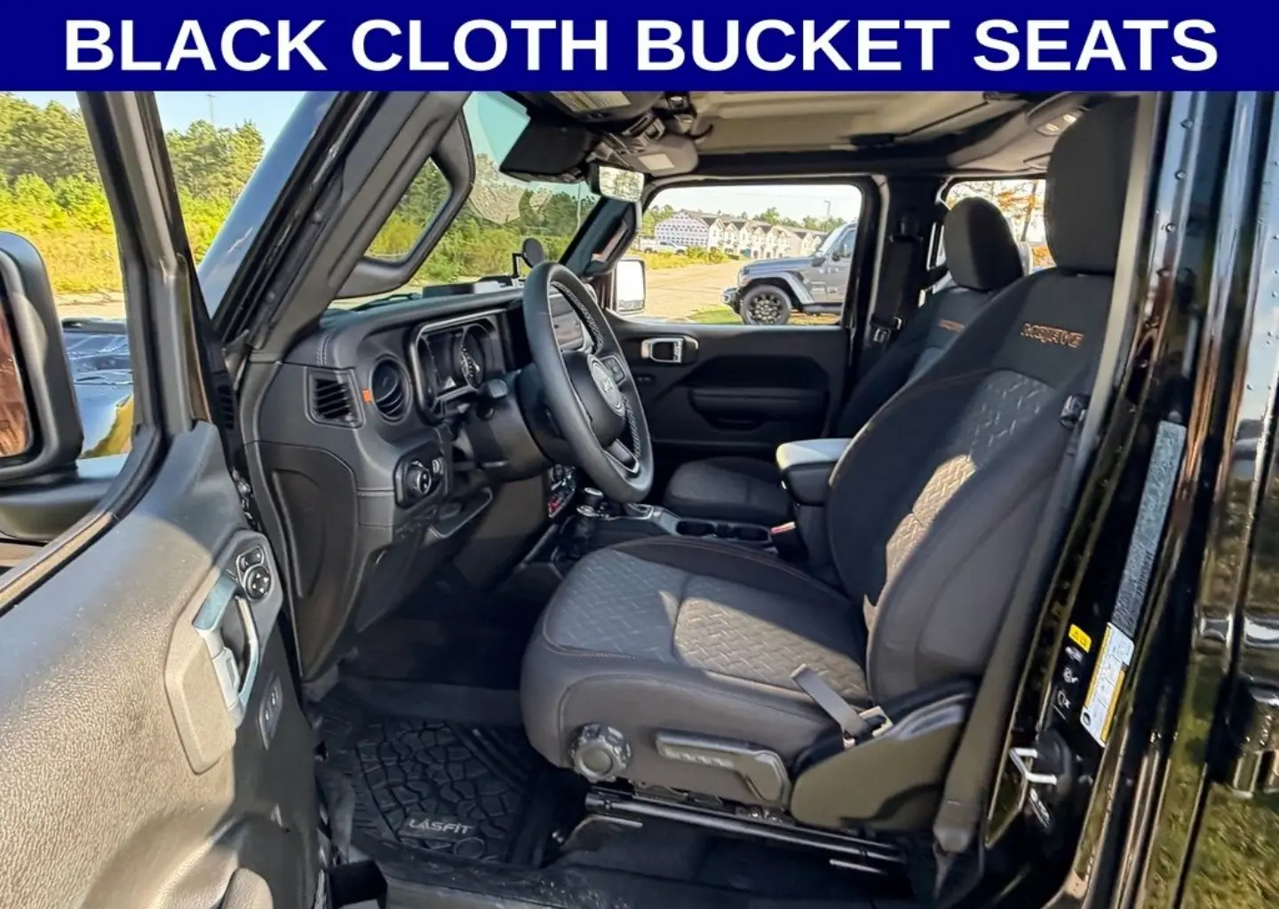 2025 Jeep Gladiator Mojave Auto photo 4