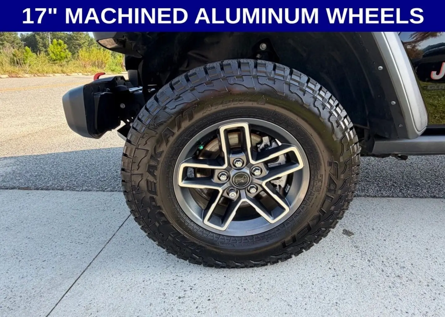 2025 Jeep Gladiator Mojave Auto photo 5