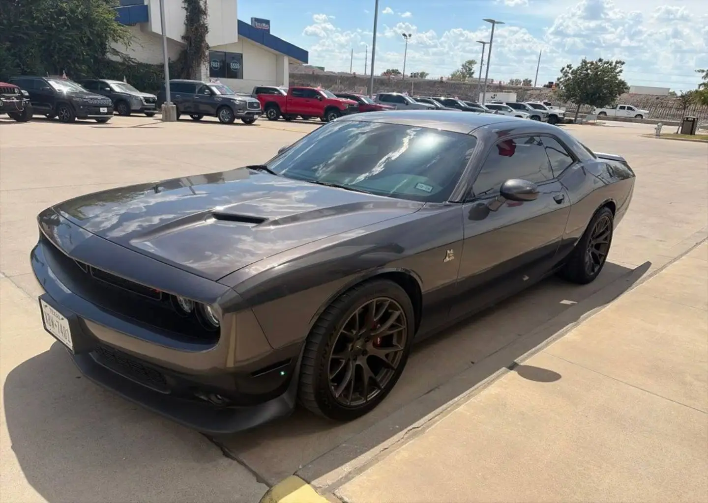 2015 Dodge Challenger Scat Pack photo 1