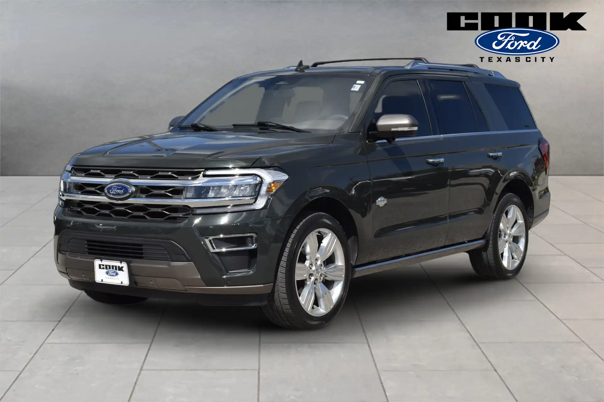 2023 Ford Expedition King Ranch's photo