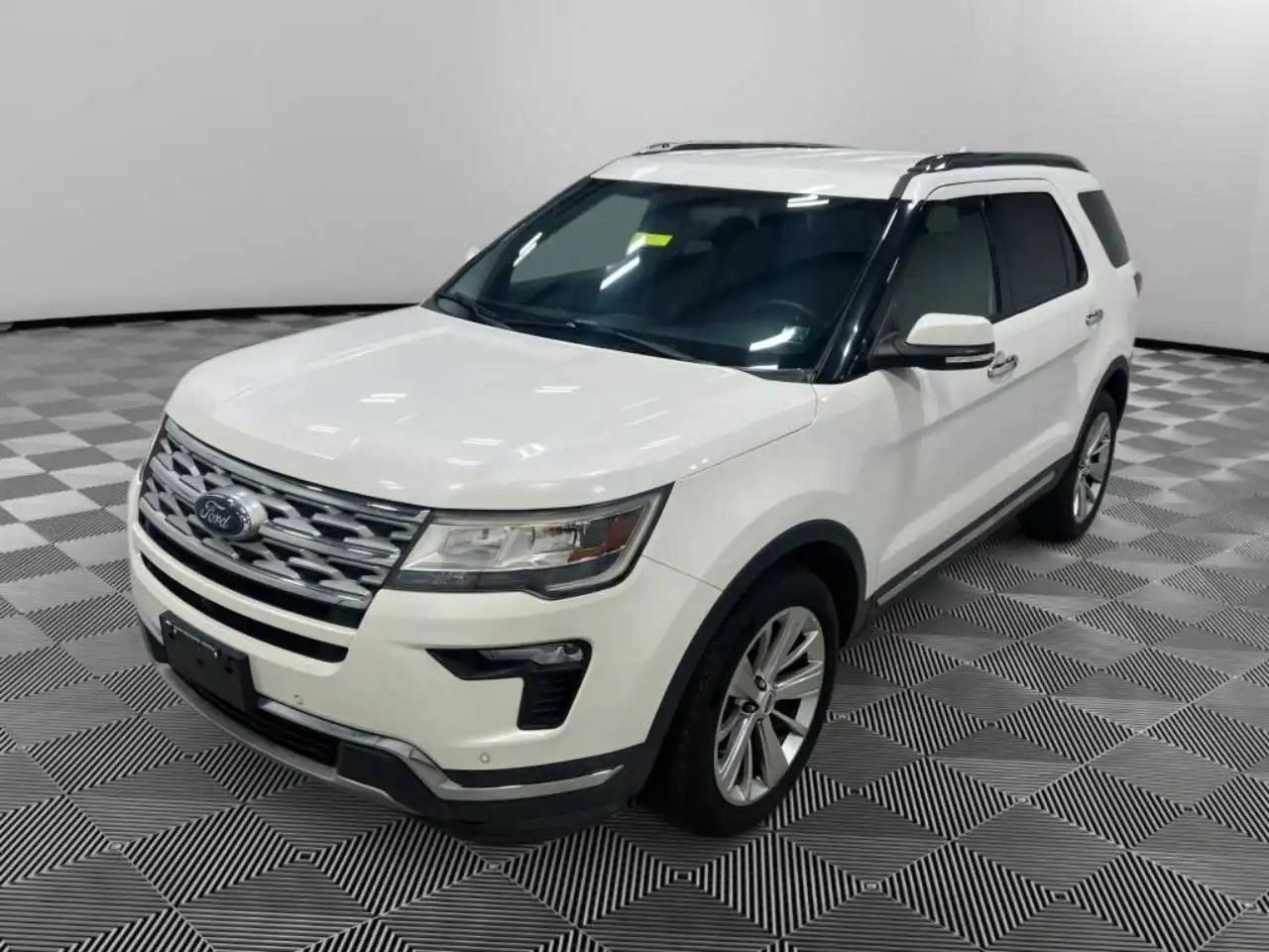 2019 Ford Explorer Limited 4WD's photo