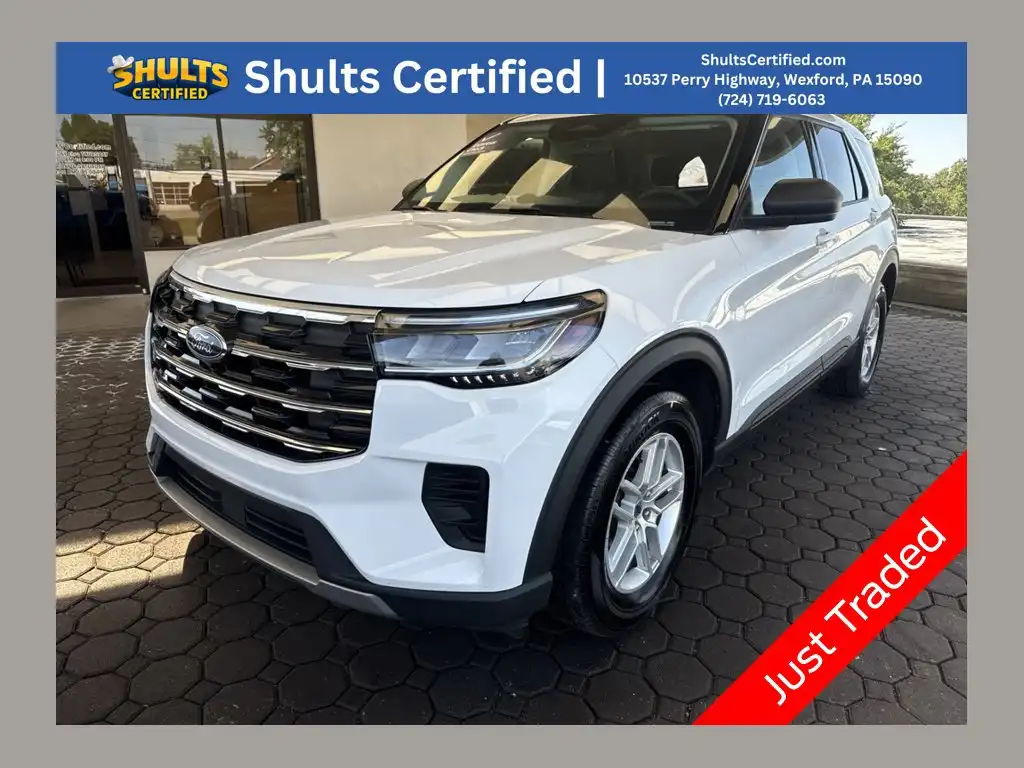 2026 Ford Explorer Active 4WD's photo