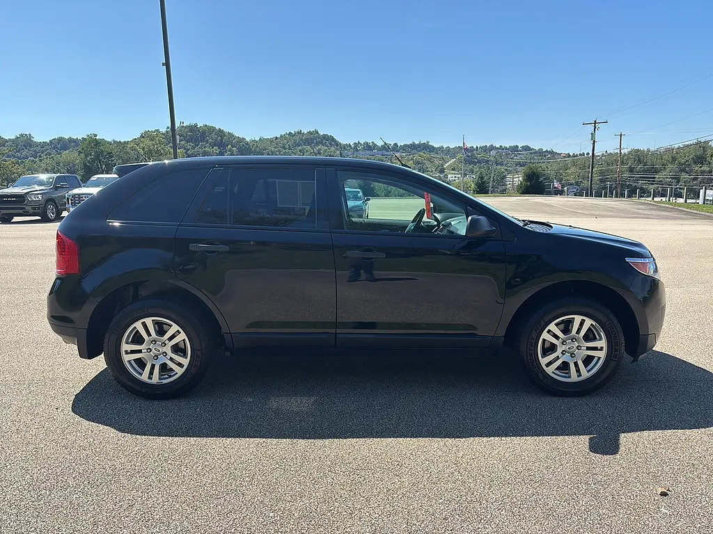 2012 Ford Edge SE photo 5