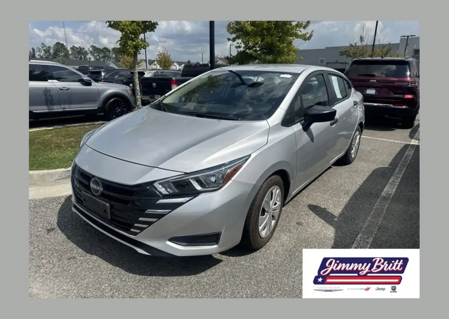 2024 Nissan Versa 1.6 S CVT's photo
