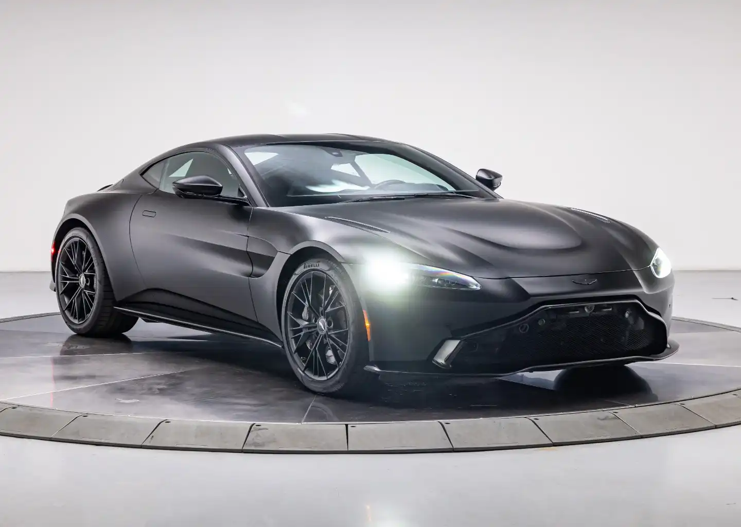 2021 Aston Martin Vantage 4.0 V8 Auto's photo