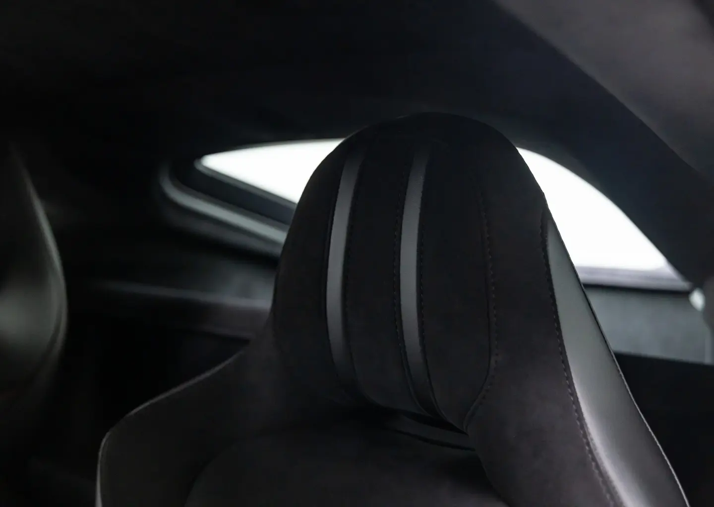 2021 Aston Martin Vantage 4.0 V8 Auto photo 5