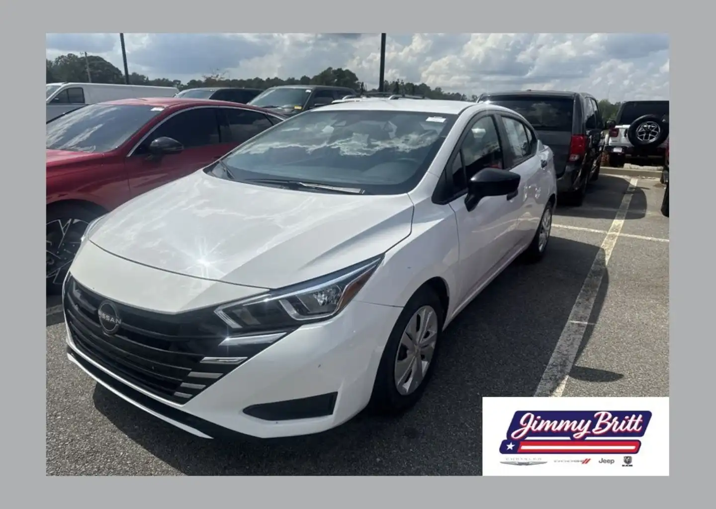 2024 Nissan Versa 1.6 S CVT's photo