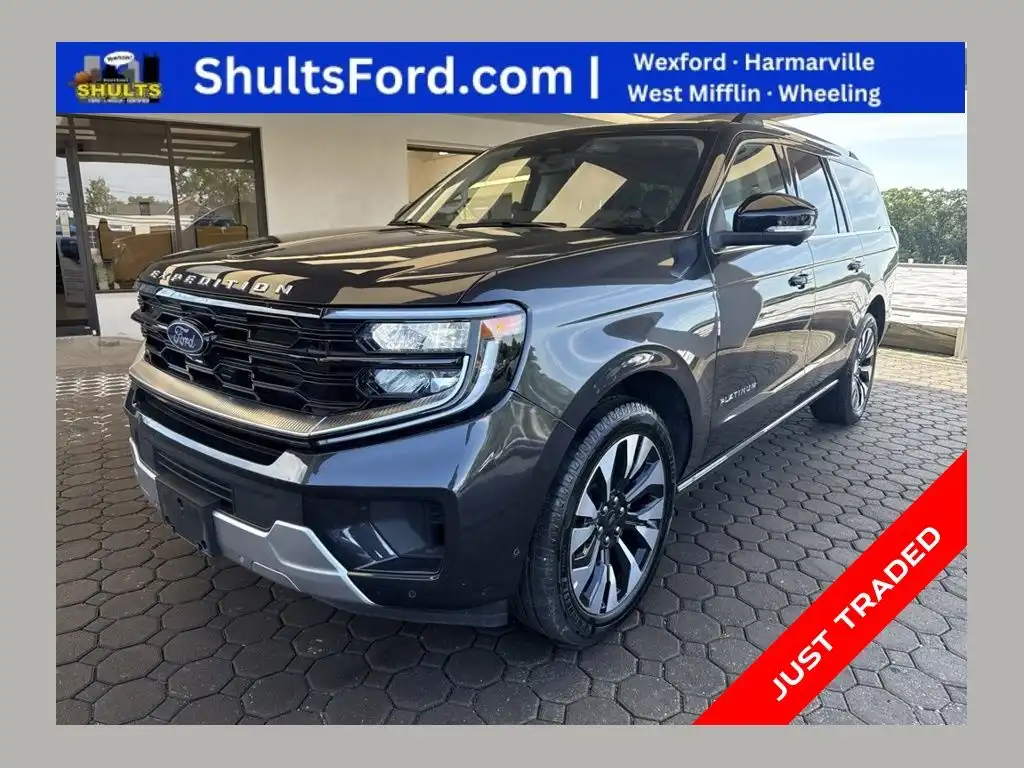 2025 Ford Expedition Platinum 4WD MAX's photo