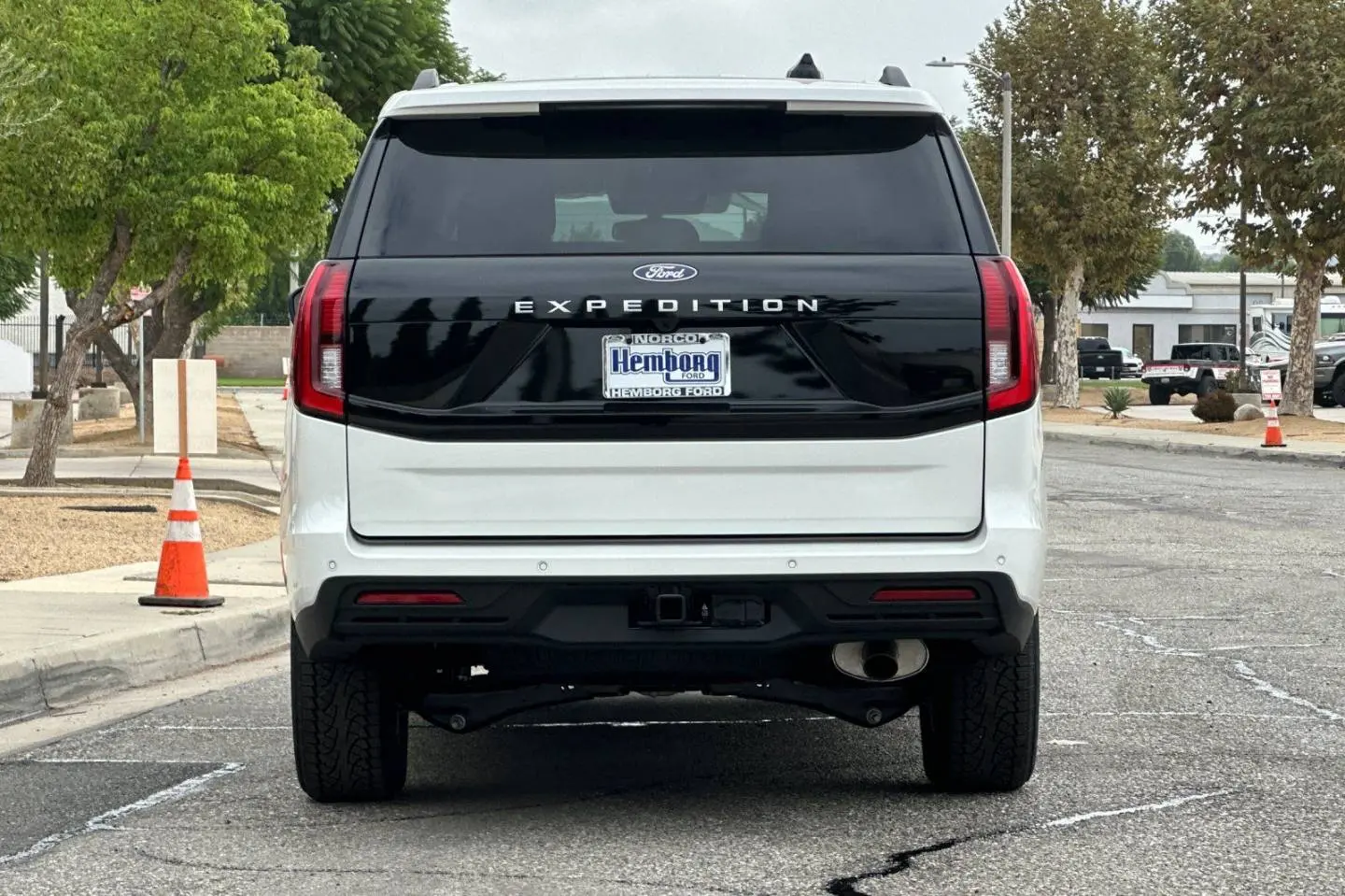 2027 Ford Expedition Active 4WD photo 5