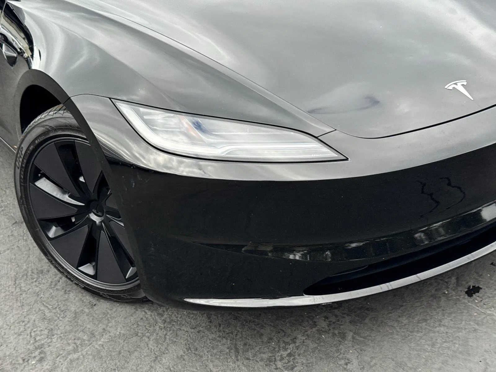 2024 Tesla Model 3 Base photo 3