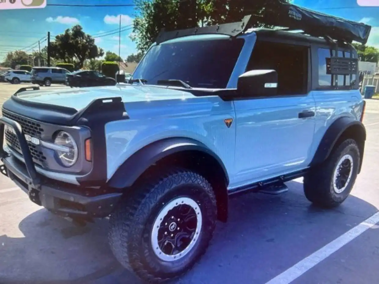 2023 Ford Bronco Badlands 4WD's photo