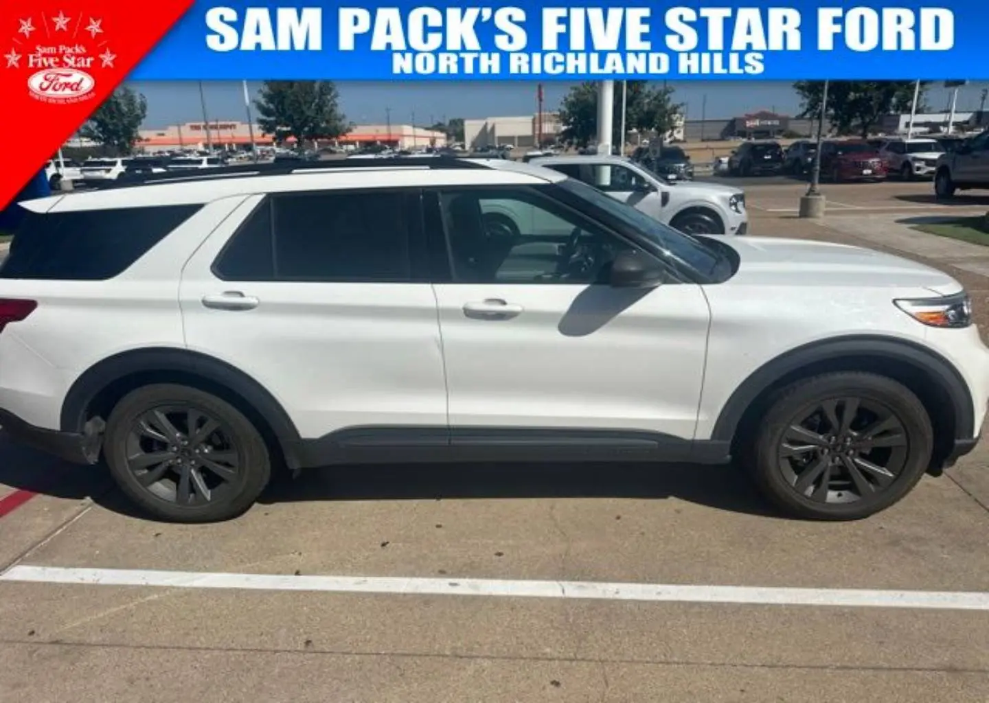 2021 Ford Explorer XLT RWD photo 4