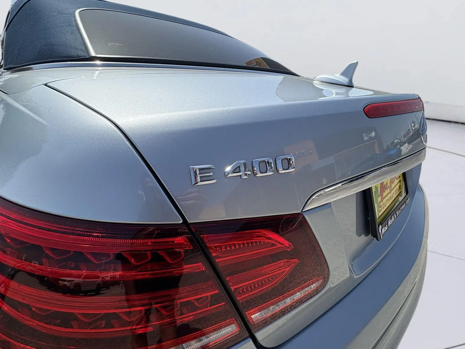 2016 Mercedes-Benz E-Class E400 photo 4