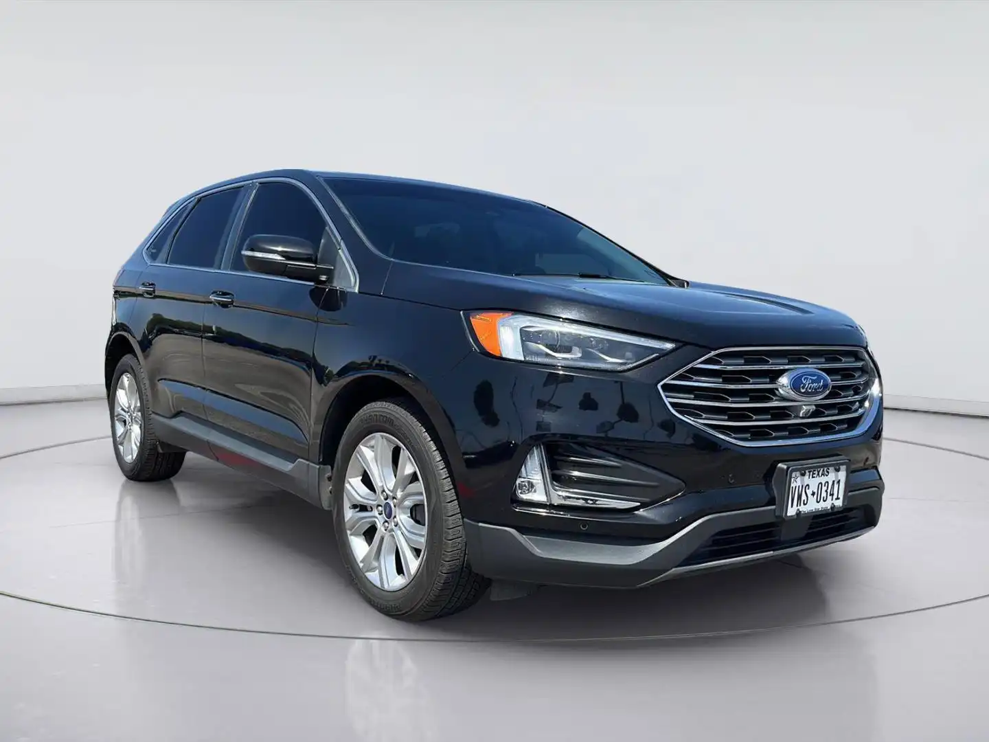 2022 Ford Edge Titanium AWD's photo