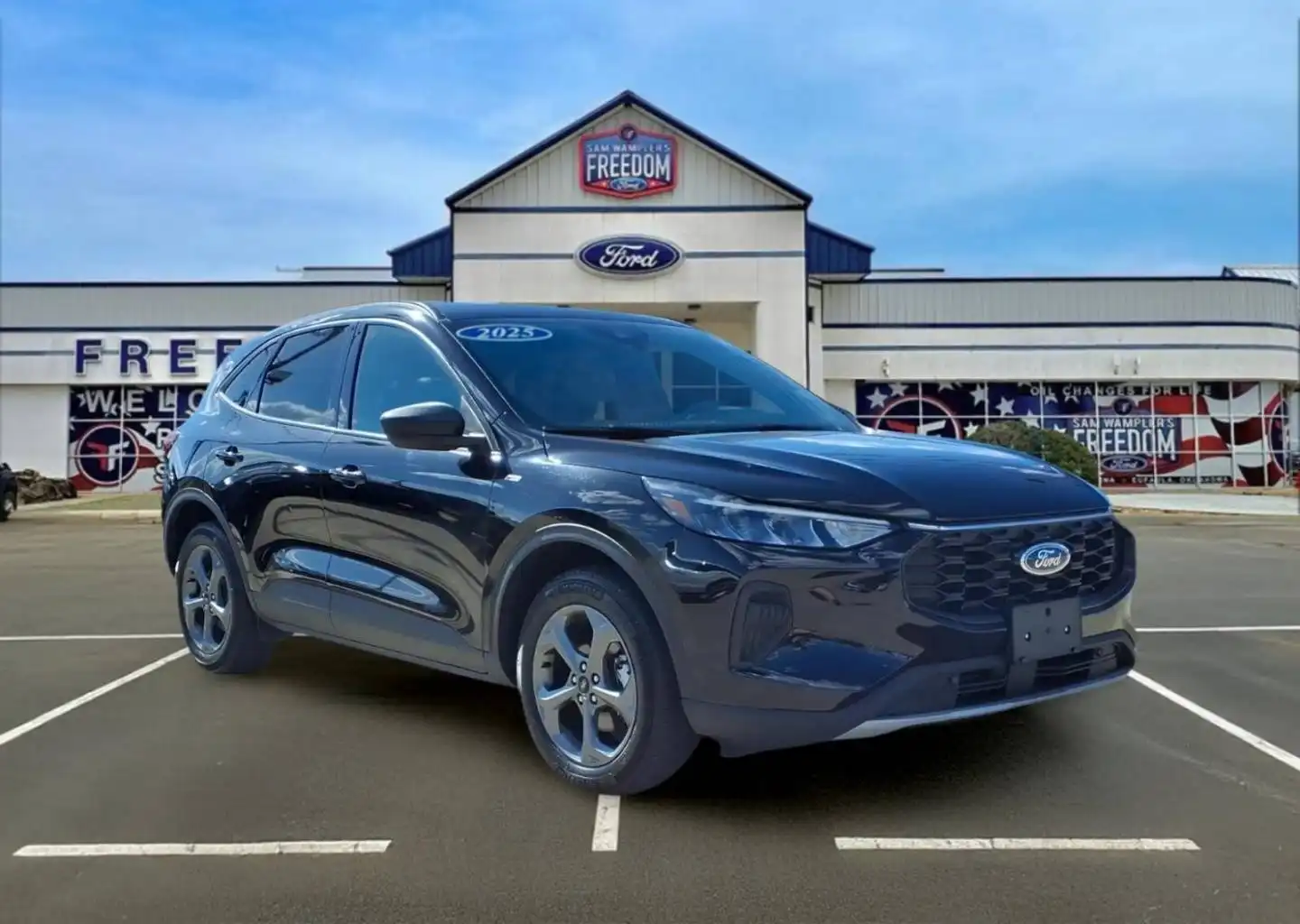 2025 Ford Escape ST-Line AWD's photo