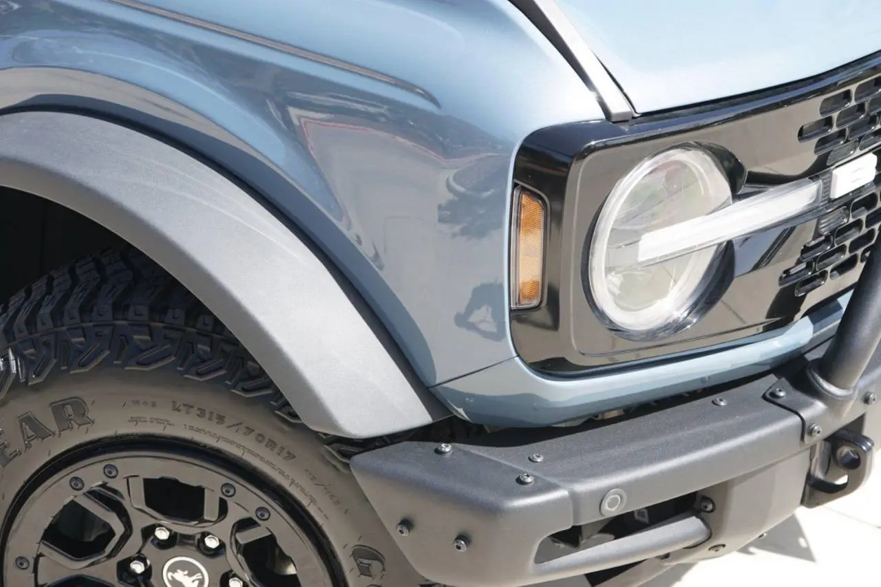 2024 Ford Bronco Wildtrak 4WD photo 3