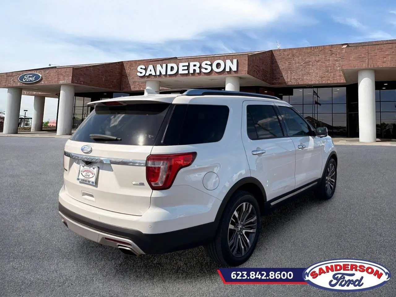 2017 Ford Explorer Platinum 4WD photo 3