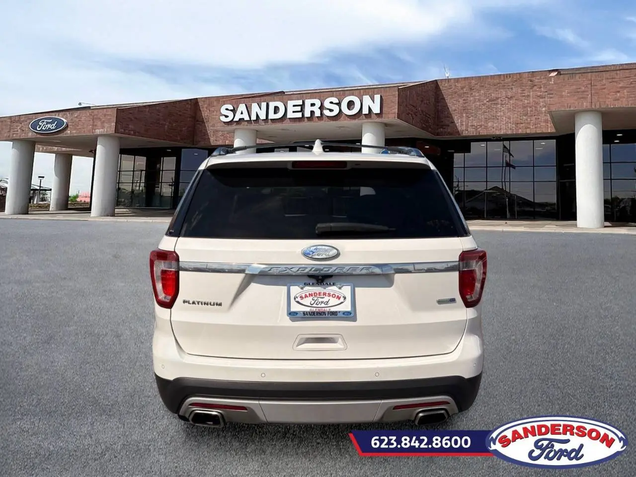 2017 Ford Explorer Platinum 4WD photo 4