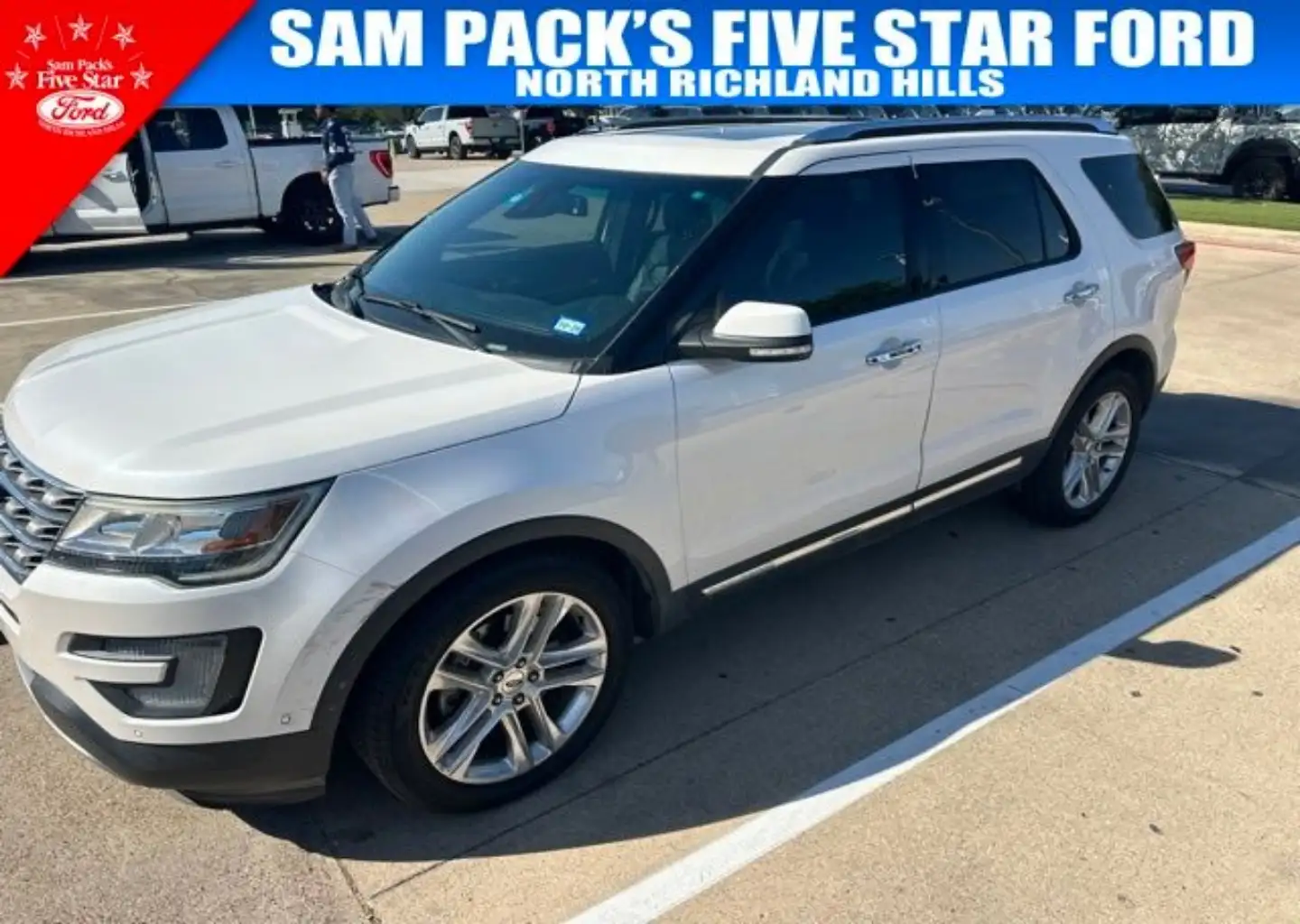 2017 Ford Explorer Limited FWD's photo