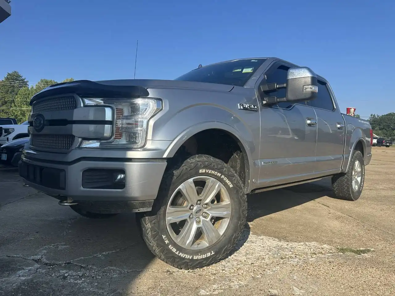 2020 Ford F-150 Platinum 4WD SuperCrew 5-1/2' Box's photo