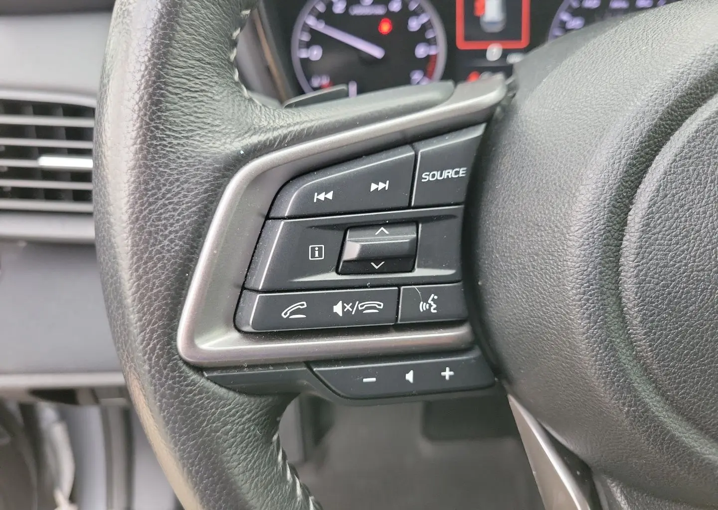 2023 Subaru Outback Premium photo 5