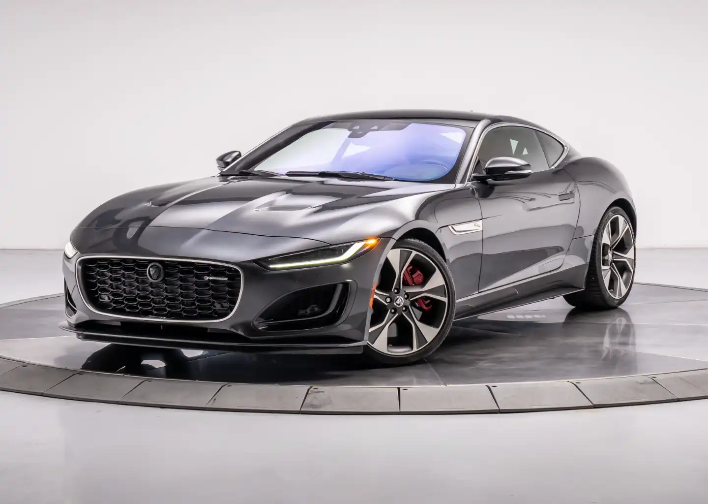2024 Jaguar F-TYPE P450 R-Dynamic Coupe's photo