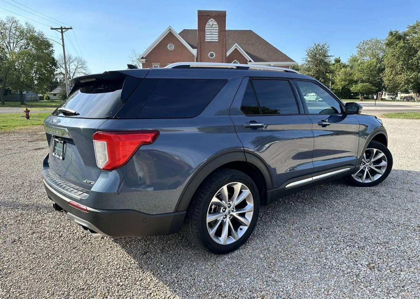 2021 Ford Explorer Platinum 4WD photo 4