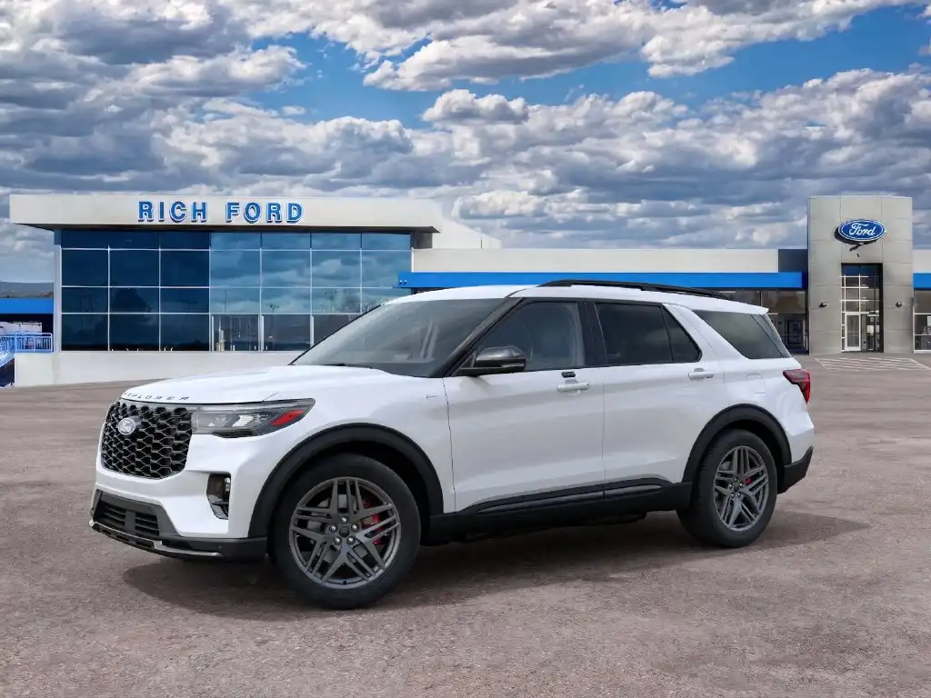 2027 Ford Explorer ST-Line 4WD's photo
