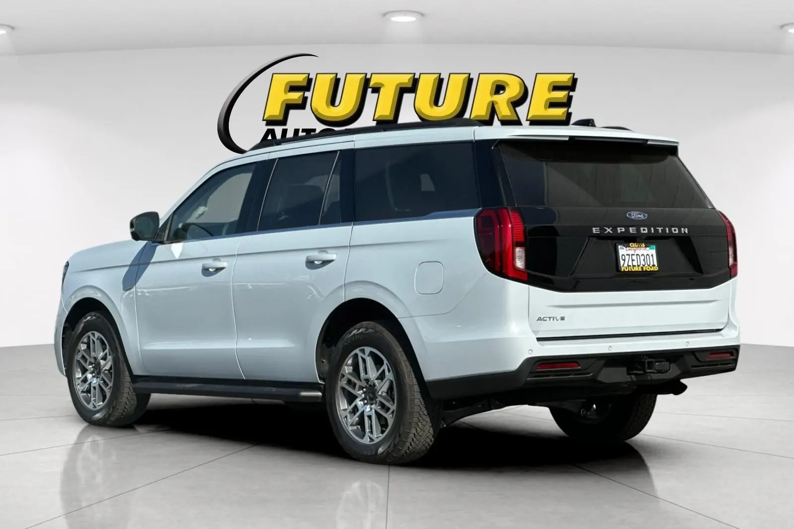 2026 Ford Expedition Active 4WD photo 5