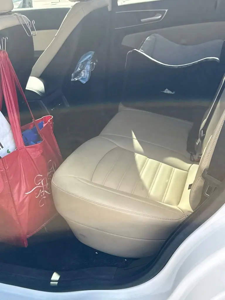 2020 Ford Edge SEL photo 4