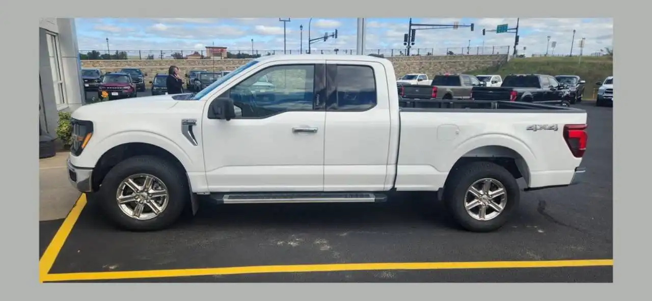 2024 Ford F-150 XLT 4WD SuperCab 6-1/2' Box's photo