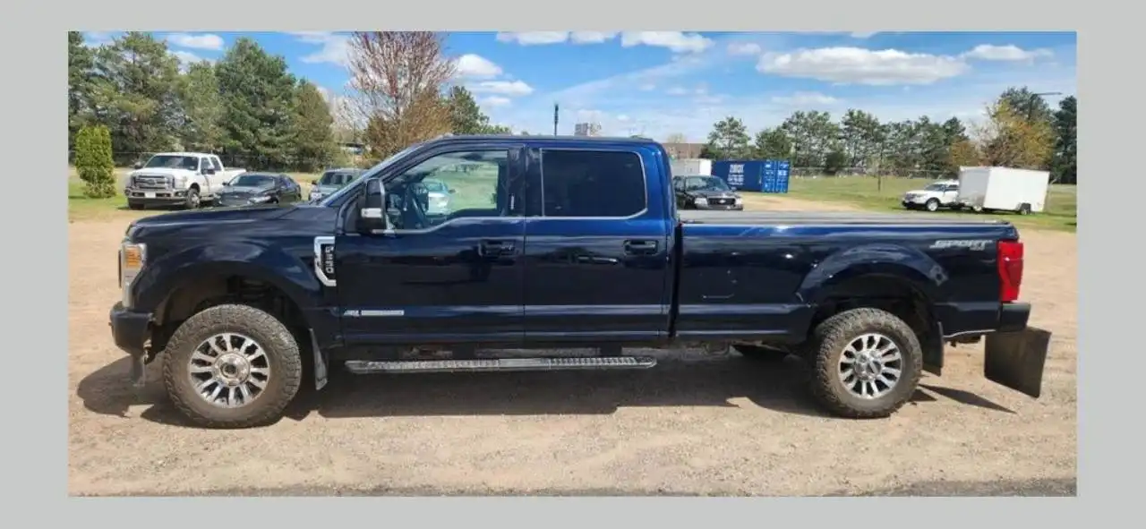 2022 Ford F-350 Lariat 4WD Crew Cab SRW 8' Box's photo